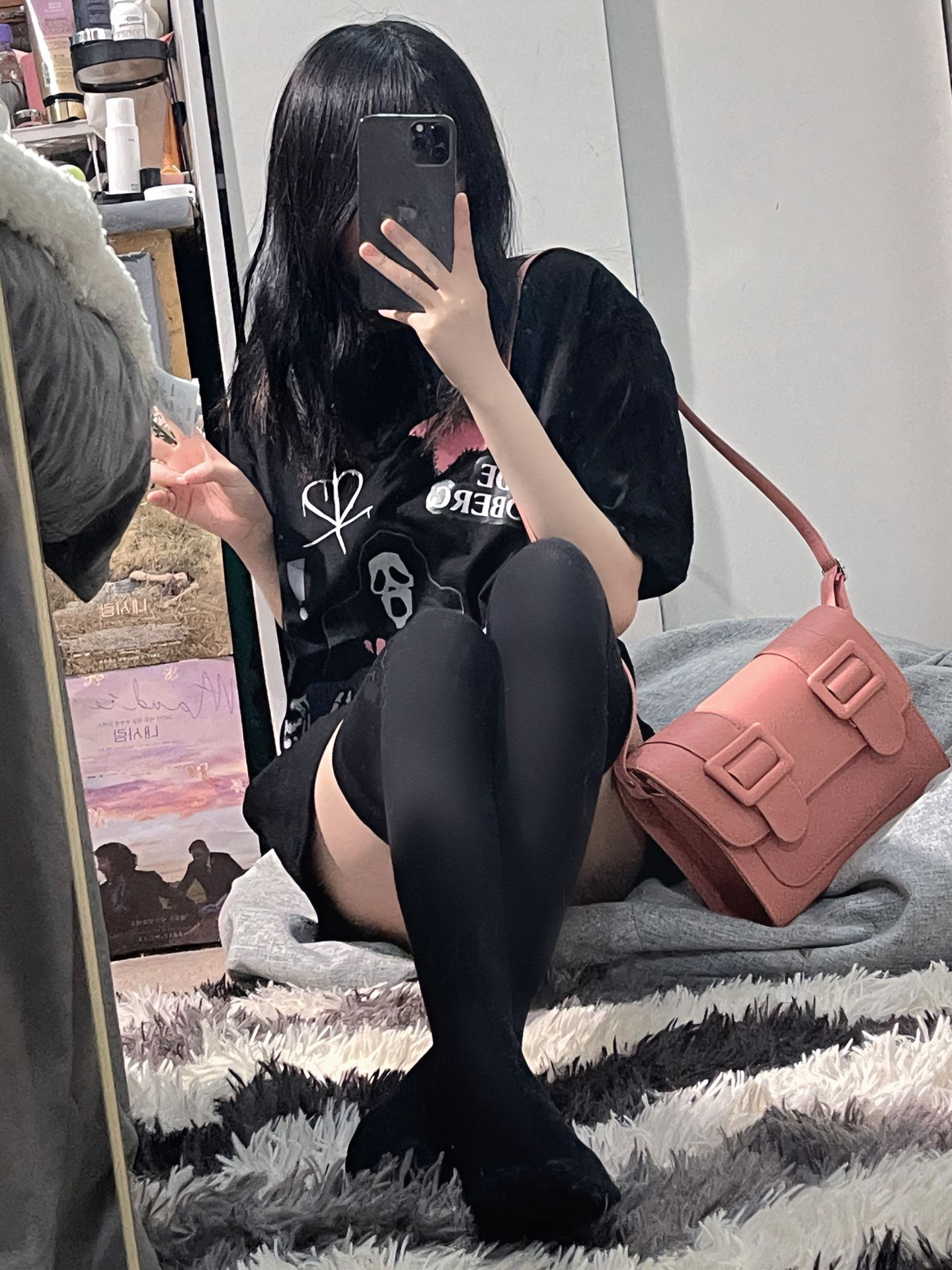 - VALI鞋履AI设计主图