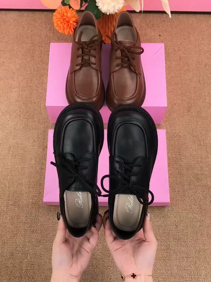 圆头 系带 深口鞋 皮革 圆头 系带 深口鞋 皮革 - VALI鞋履AI设计主图
