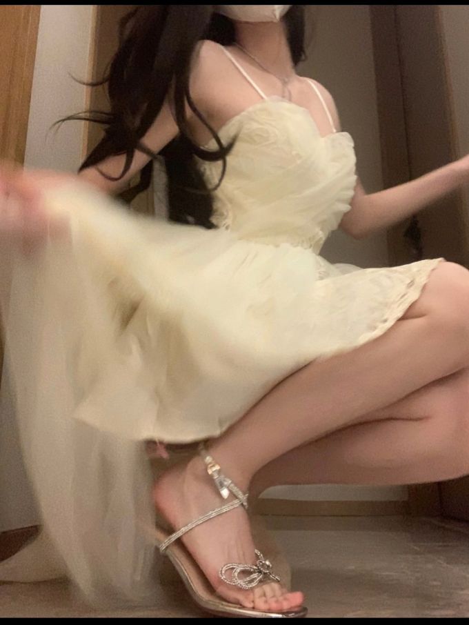 纱 A型 抽褶 奶杏黄 石膏白色 香草色 甜美 