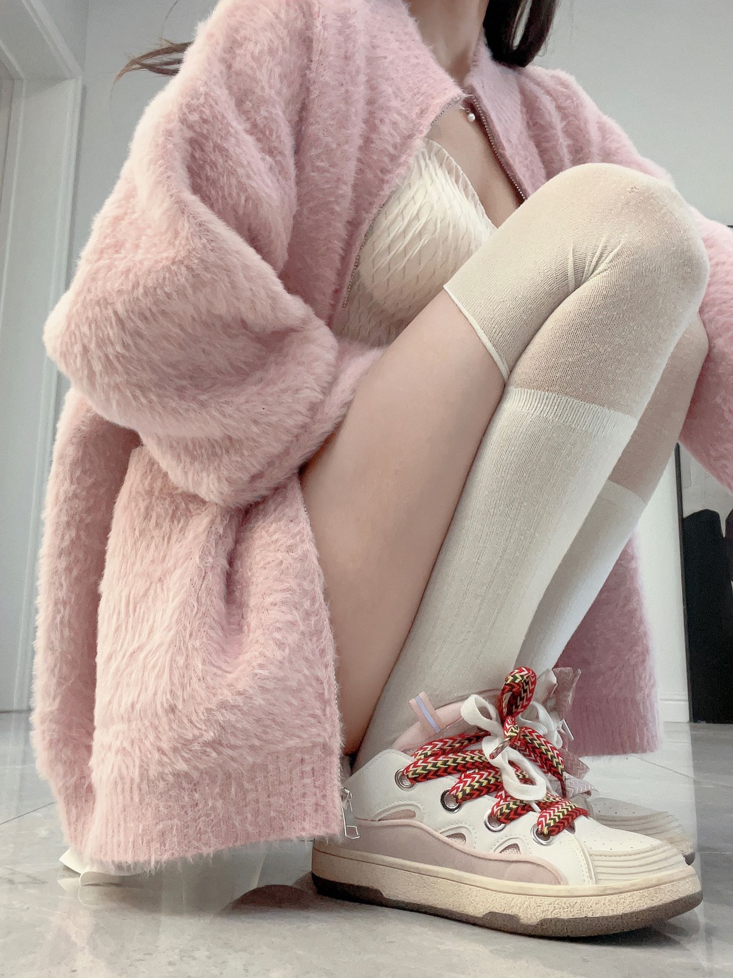 毛纺 圆形领 细针 小鹿色 浅豆沙色 桃粉色  - VALI鞋履AI设计主图