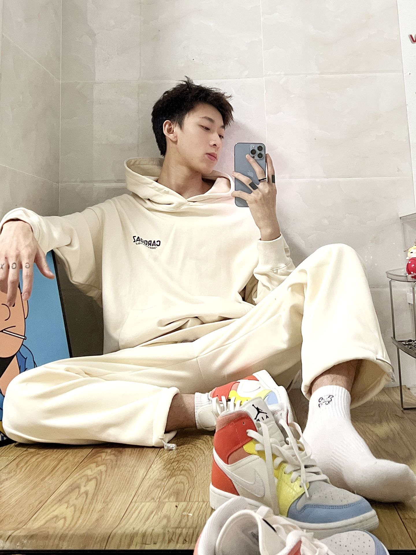 葵白色 草纸色 运动  - VALI鞋履AI设计主图