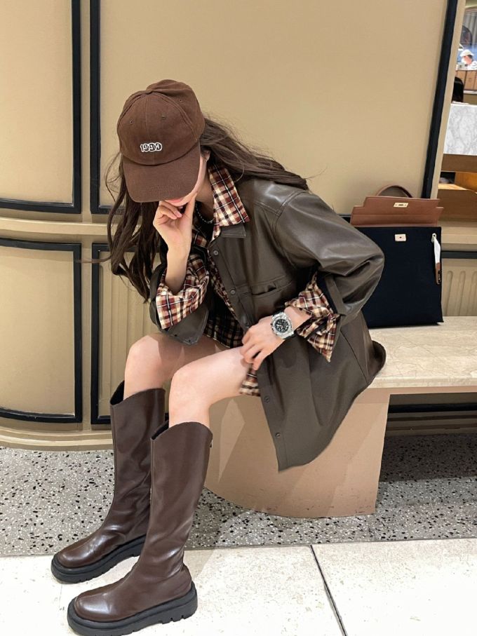 皮革面料 H型 衬衫领 巧克力棕色 巧克力色 咖啡豆棕 基础扣饰 都市 性感 