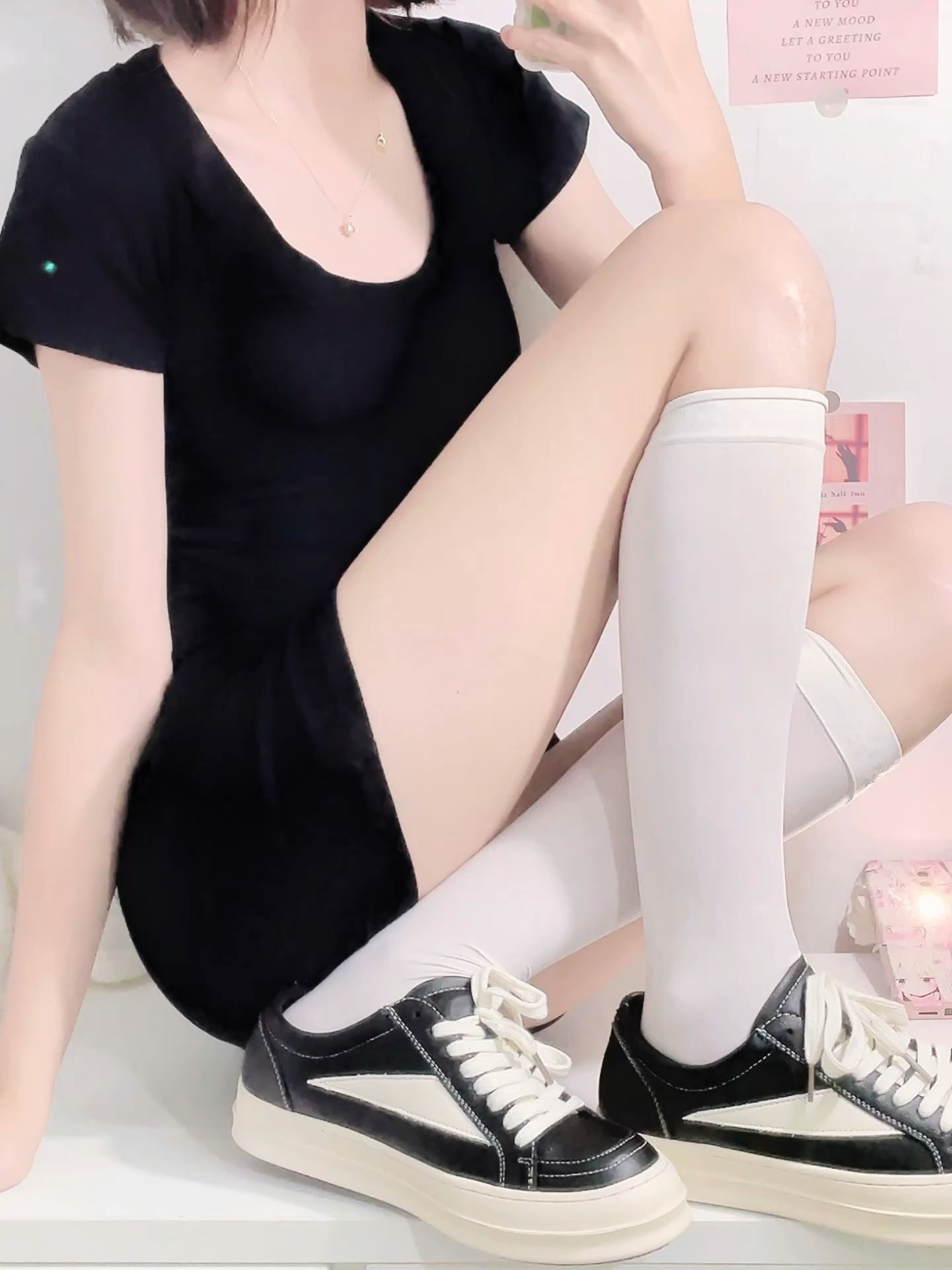 针织面料 夜蓝色 性感  - VALI鞋履AI设计主图