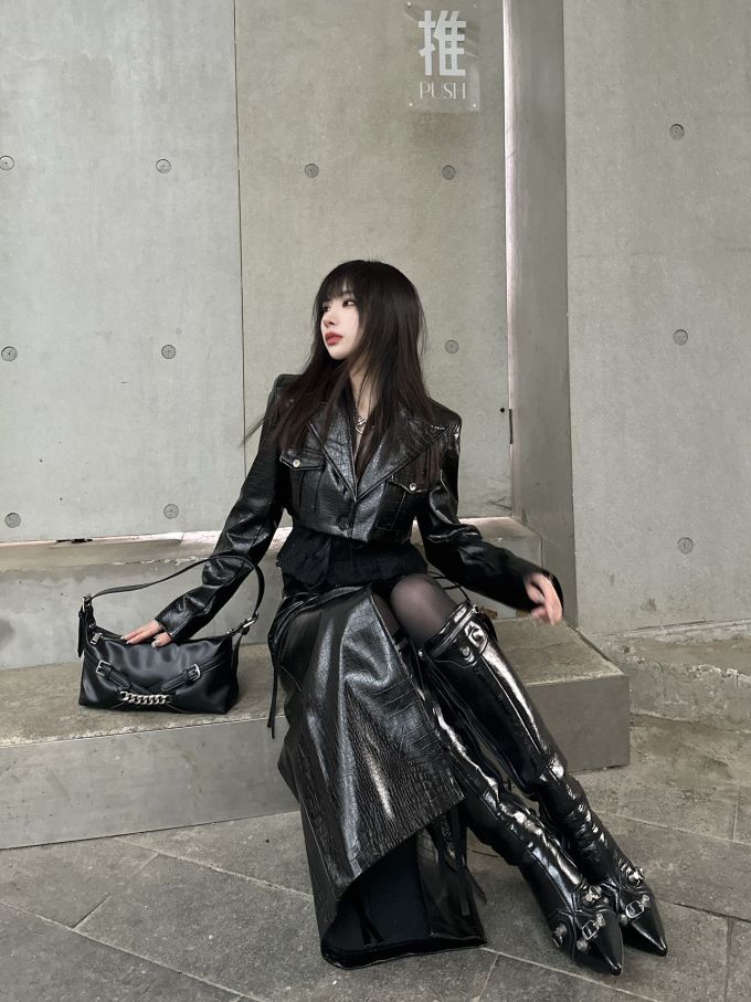 皮革面料 X型 翻驳领 酱黑色 都市 