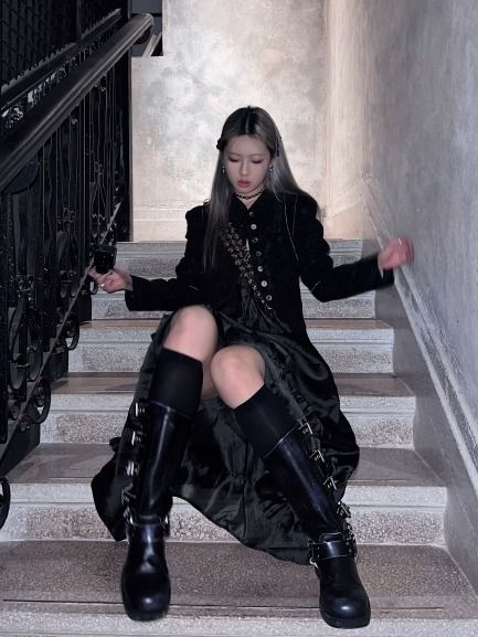 A型 边缘装饰 夜蓝色 前卫  - VALI鞋履AI设计主图