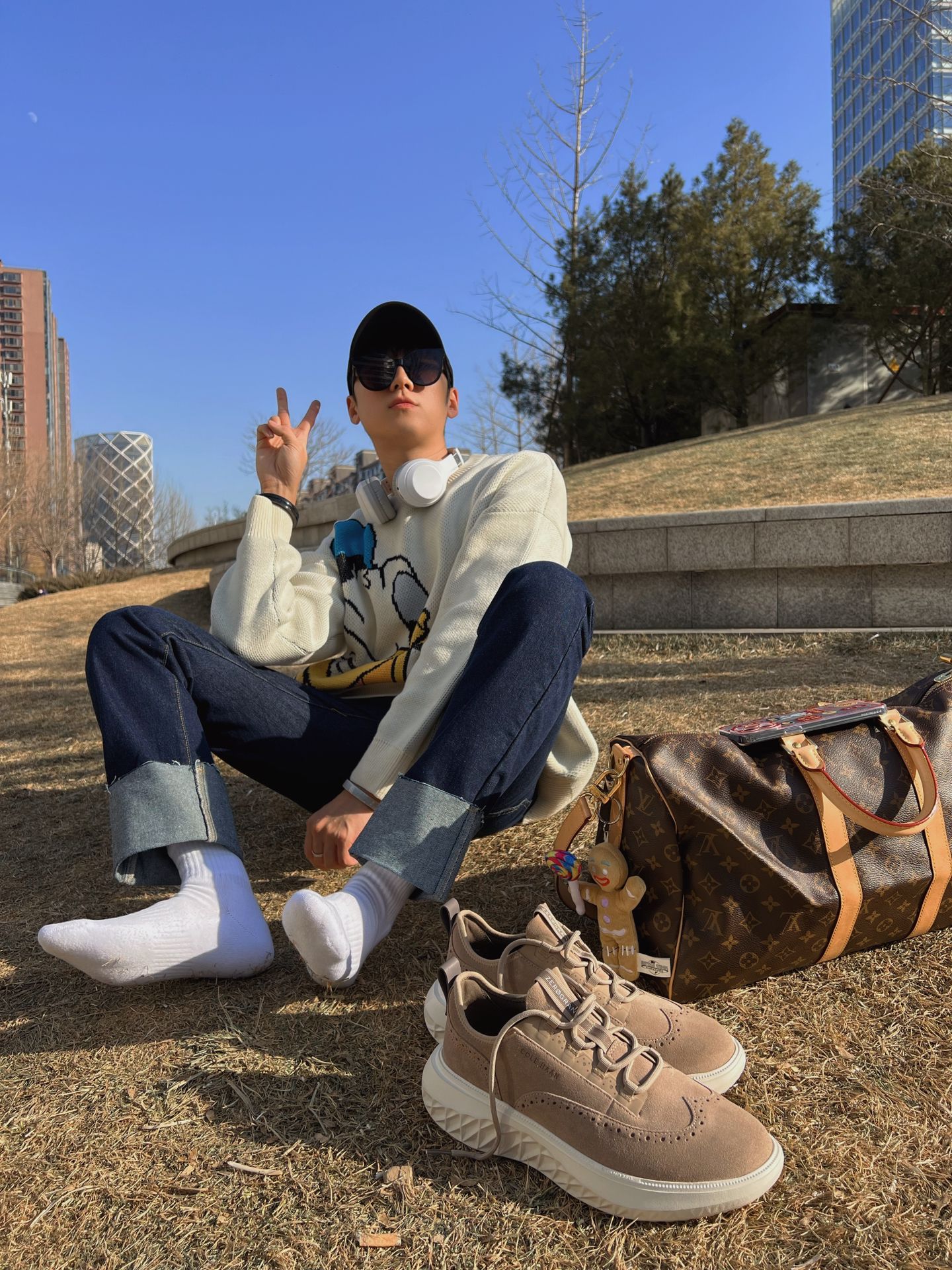 牛仔面料 撞色/渐变 洗水 深蓝黑色 甜妹风 甜美 运动  - VALI鞋履AI设计主图