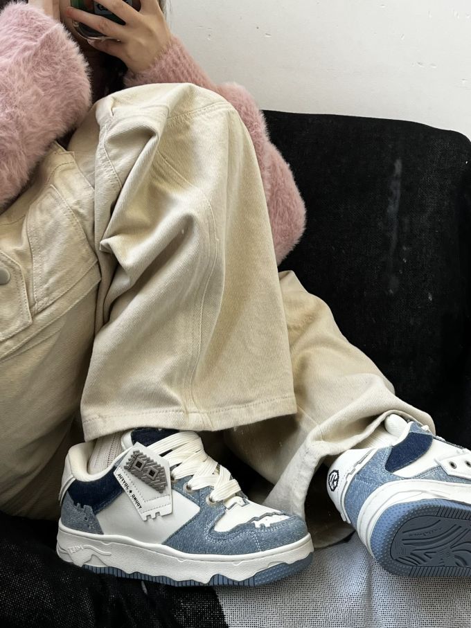 灯芯绒 斜纹布色 牡蛎白 