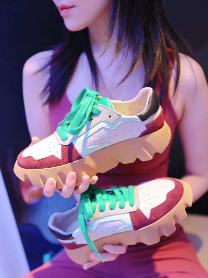 厚底 圆头 低帮 系带 深口鞋 皮革 