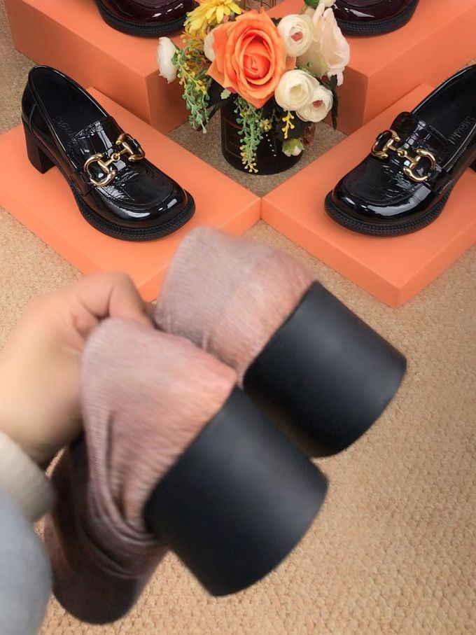 粗跟 中跟 圆头 低帮 一脚蹬 深口鞋 皮革 