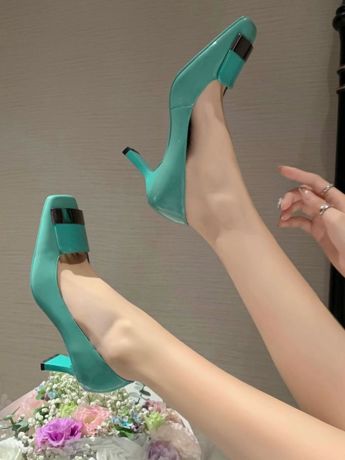 细跟 高跟 尖头 低帮 一脚蹬 浅口鞋 皮革 