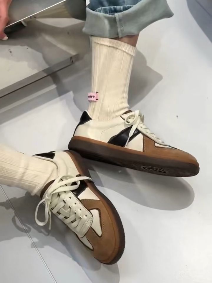 平底 圆头 低帮 系带 深口鞋 皮革  - VALI鞋履AI设计主图