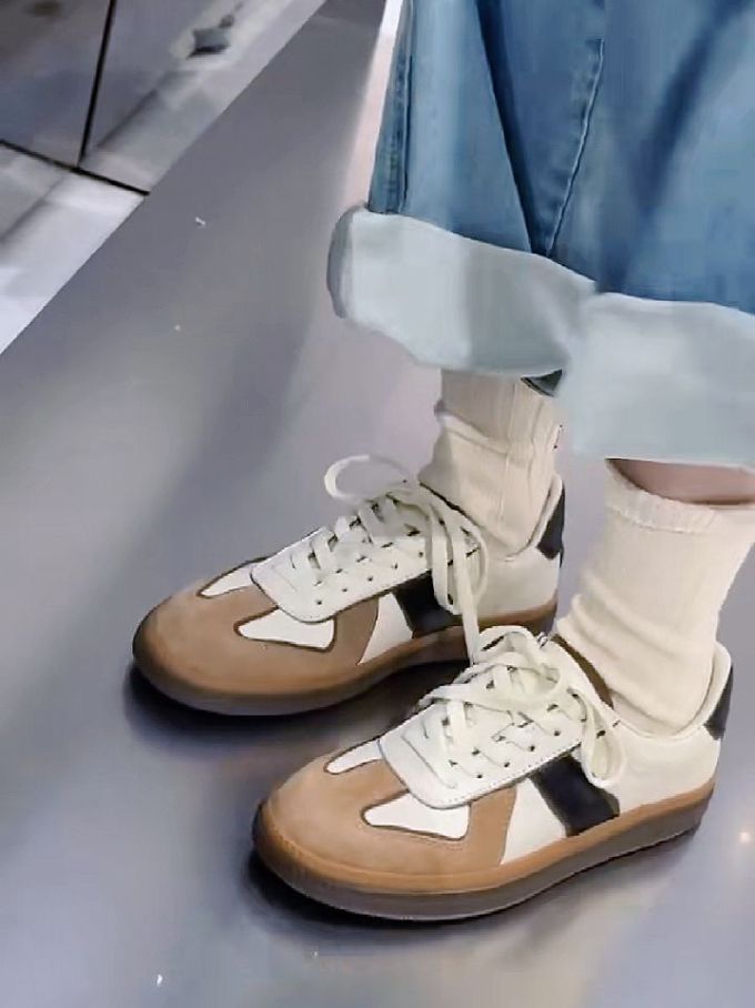 平底 圆头 低帮 系带 深口鞋 皮革 