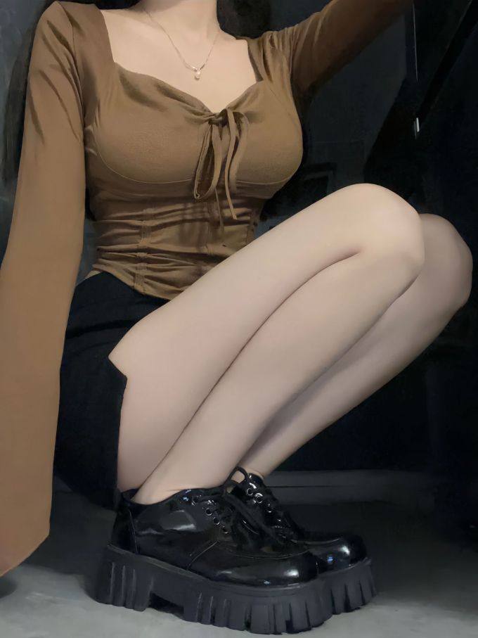 粗跟 中跟 圆头 低帮 系带 袢扣 深口鞋 皮革 