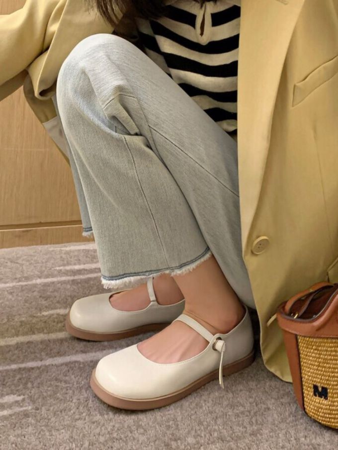 圆头 低帮 袢扣 中口鞋 皮革 