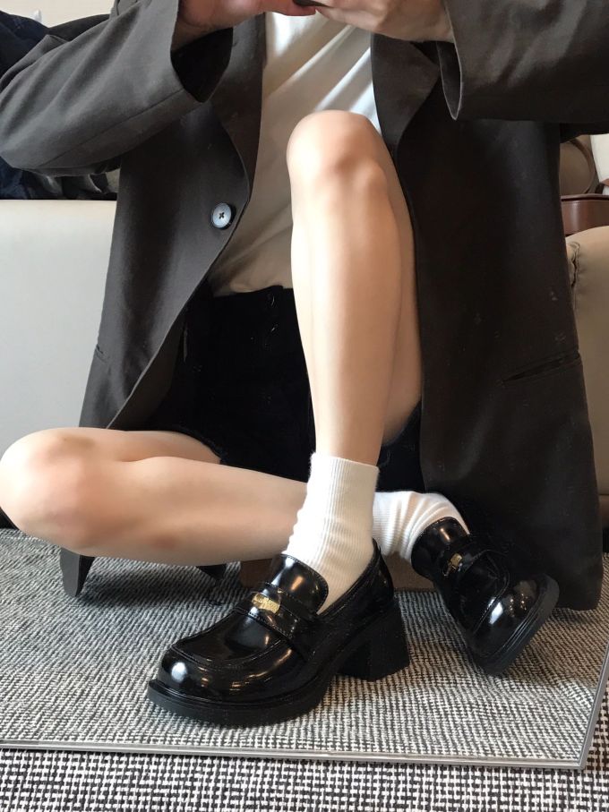 粗跟 中跟 圆头 低帮 一脚蹬 深口鞋 皮革 