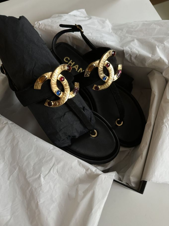 圆头 袢扣 皮革 