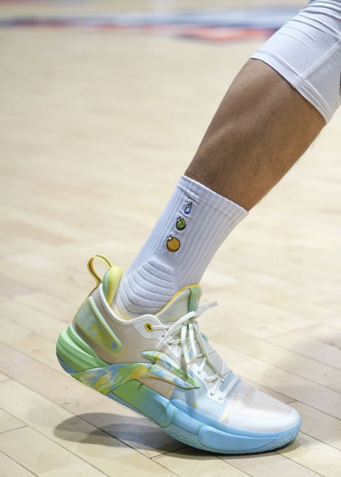 厚底 尖头 低帮 系带 深口鞋 网面 