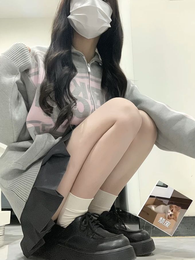 圆头 低帮 系带 深口鞋 皮革 