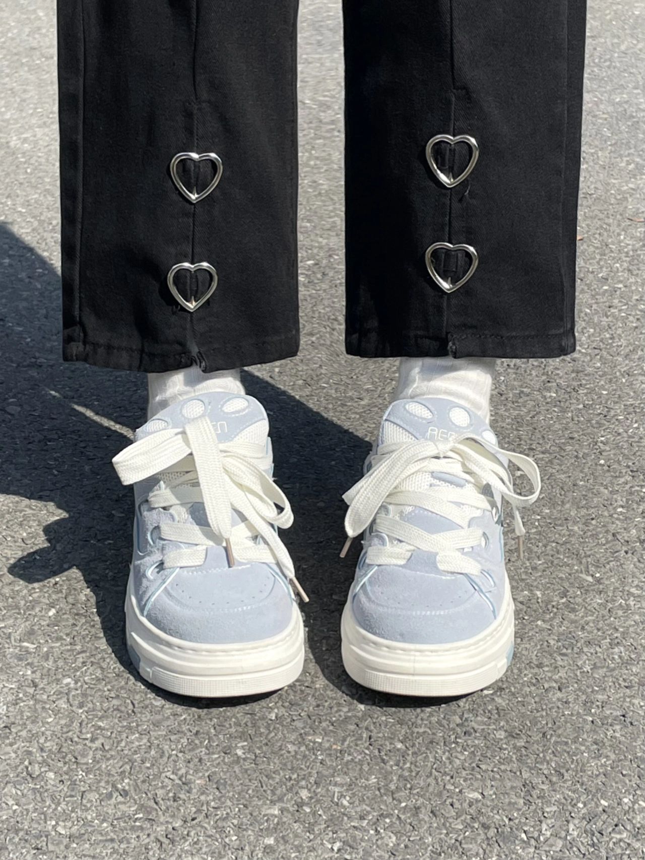 圆头 中帮 魔术贴 深口鞋  - VALI鞋履AI设计主图