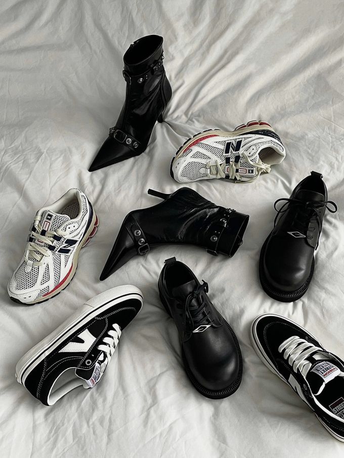 圆头 系带 深口鞋 皮革 