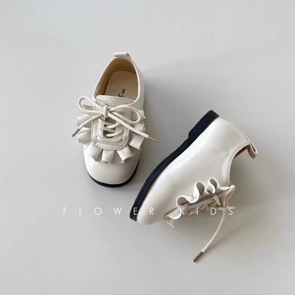 粗跟 低跟 圆头 低帮 弹力绳 系带 深口鞋 皮革  - VALI鞋履AI设计主图