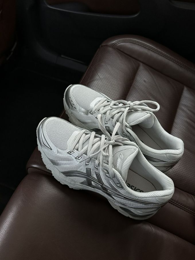 圆头 低帮 系带 深口鞋 网面 