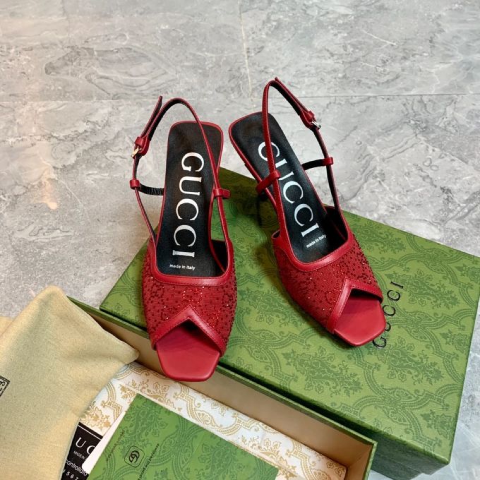 高跟 圆头 鱼嘴 袢扣 皮革 