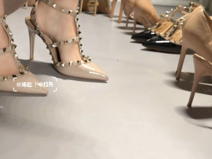 细跟 高跟 尖头 低帮 浅口鞋 皮革 