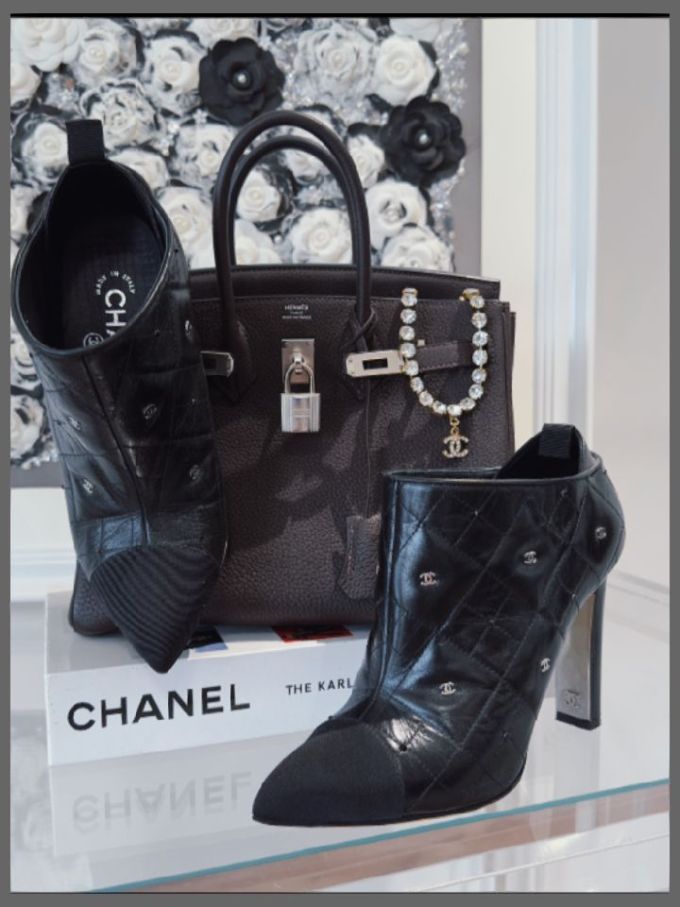 细跟 高跟 尖头 袢扣 低筒 皮革 