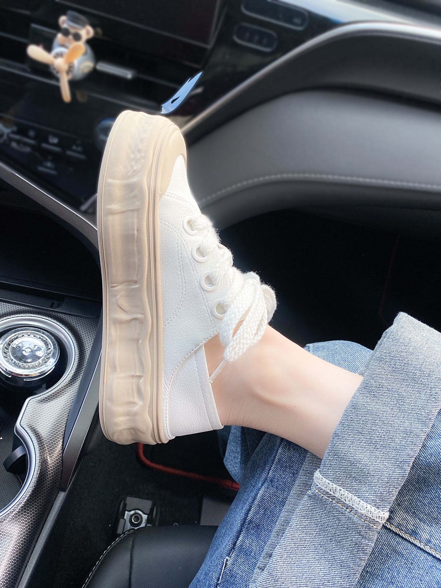 平底 圆头 低帮 系带 深口鞋  - VALI鞋履AI设计主图