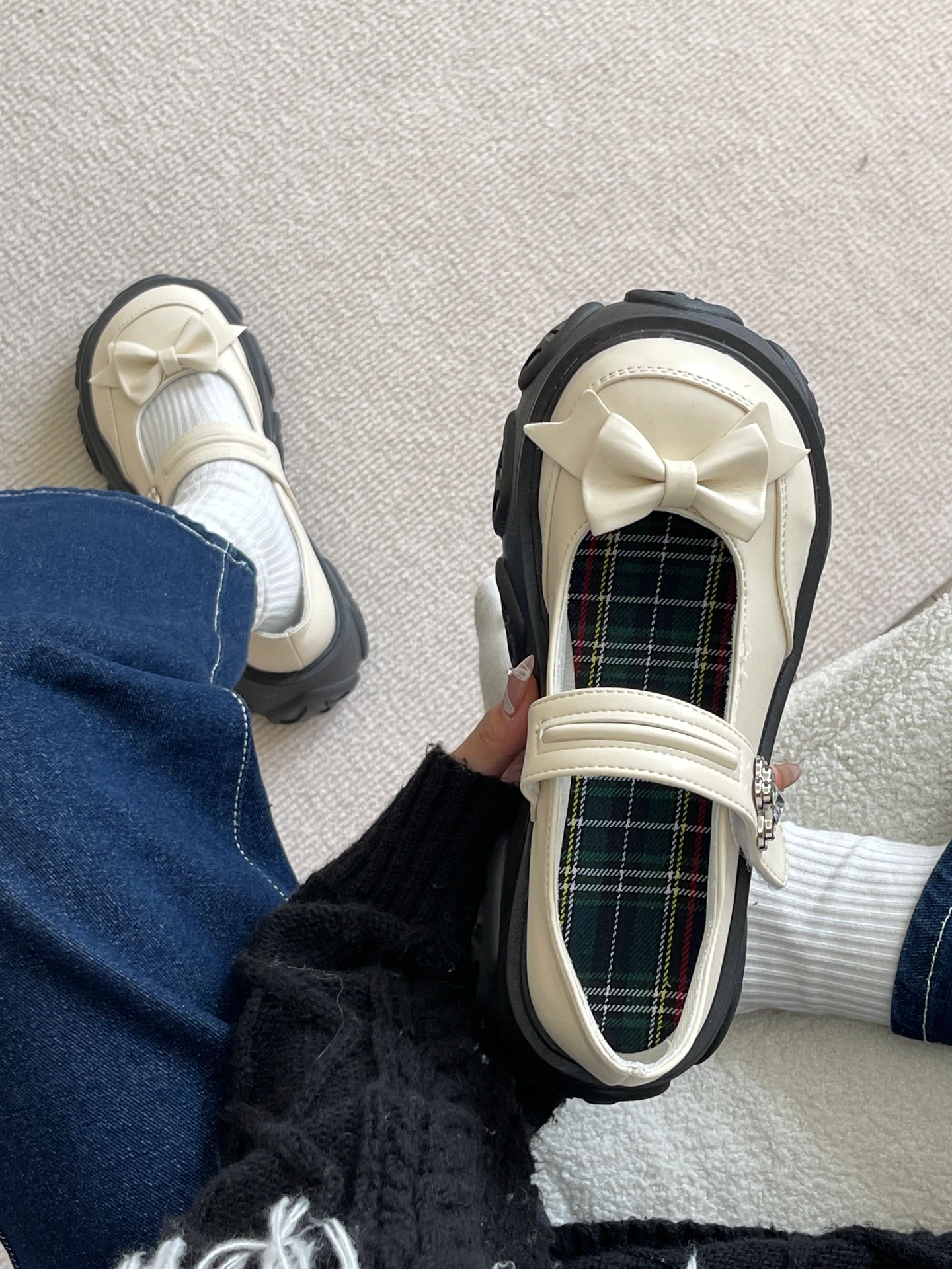  - VALI鞋履AI设计主图