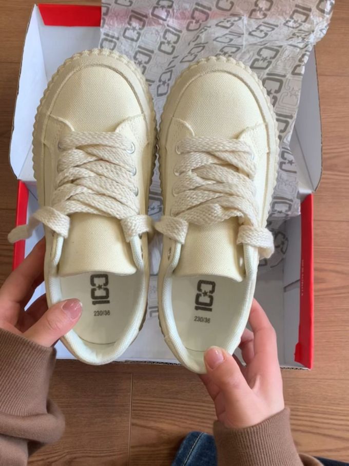 圆头 系带 深口鞋 皮革 