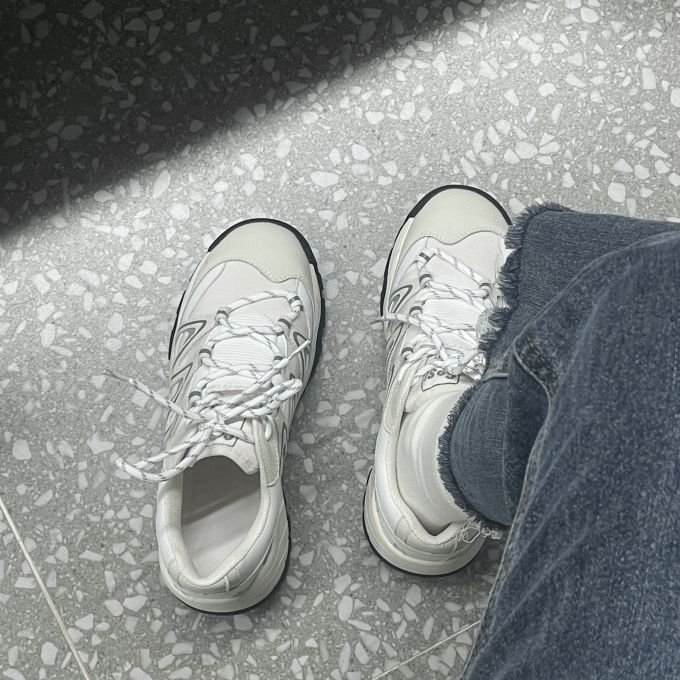 圆头 低帮 系带 深口鞋 皮革 