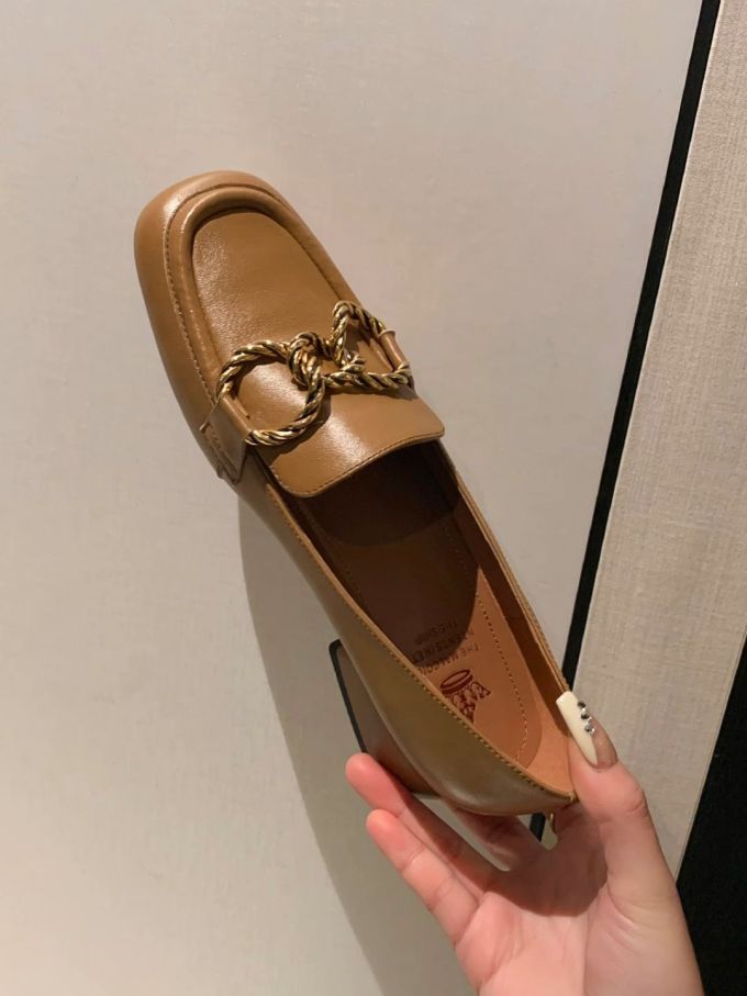 方头 低帮 一脚蹬 深口鞋 皮革 