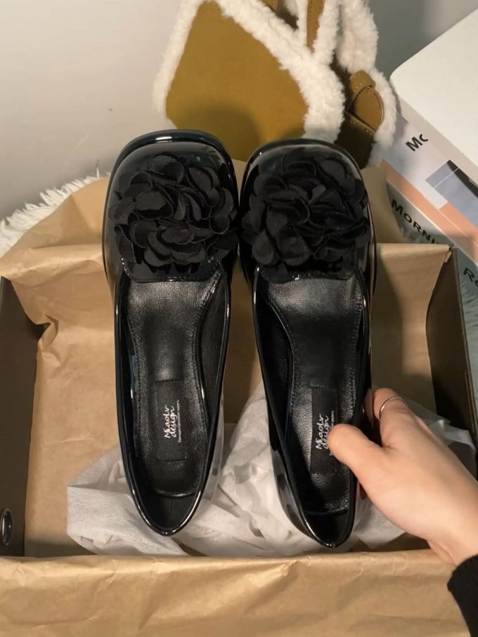 方头 低帮 一脚蹬 浅口鞋 皮革 