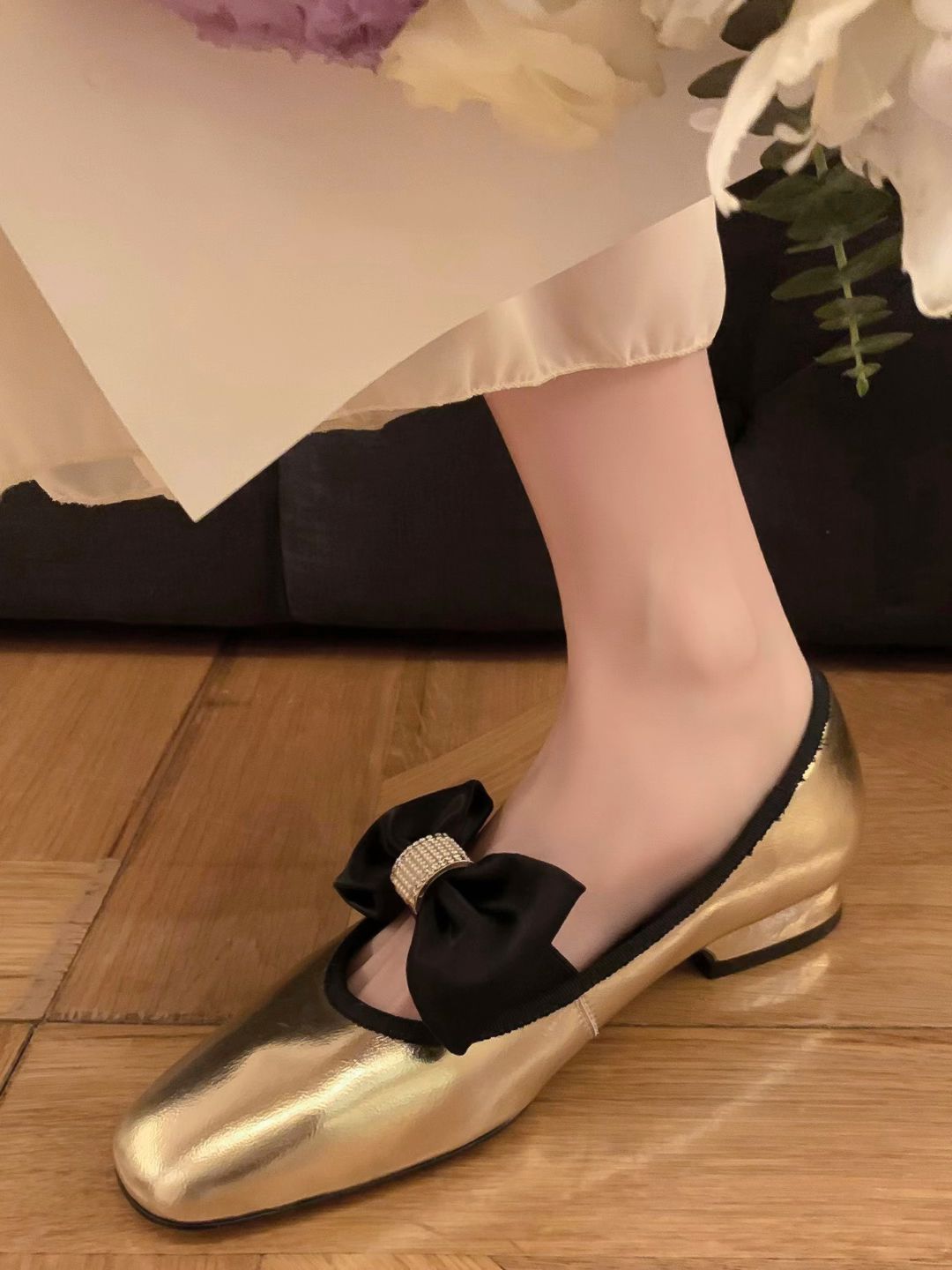 粗跟 低跟 尖头 低帮 松紧带 中口鞋 皮革  - VALI鞋履AI设计主图