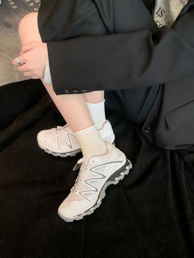 圆头 低帮 系带 深口鞋 网面 