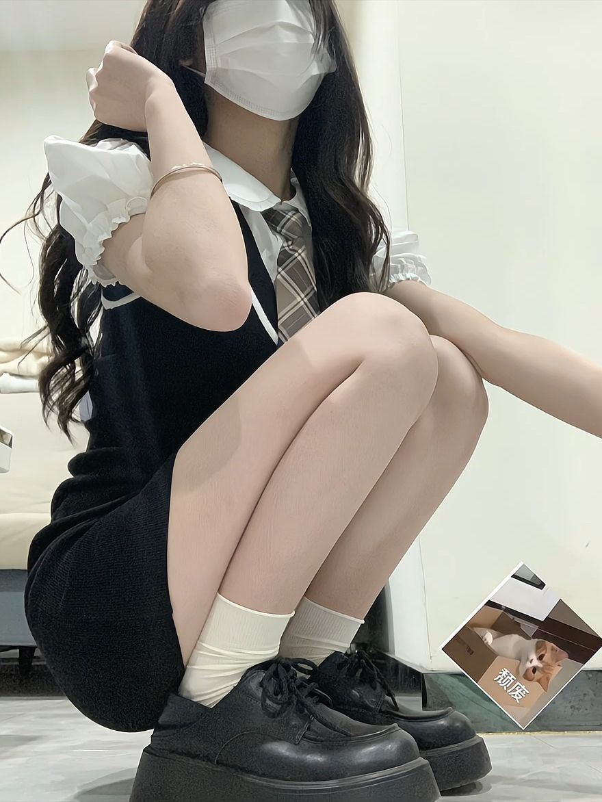 毛纺 A型 拼接 酱黑色 性感 ABG辣妹 辣妹  - VALI鞋履AI设计主图