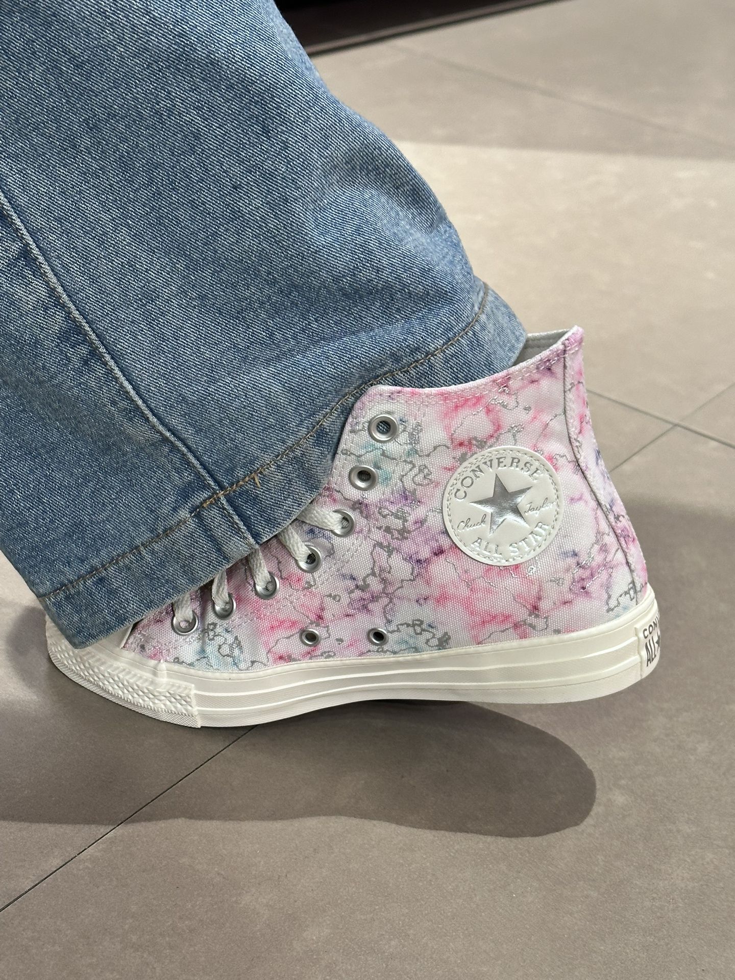 平底 高帮 系带 深口鞋  - VALI鞋履AI设计主图