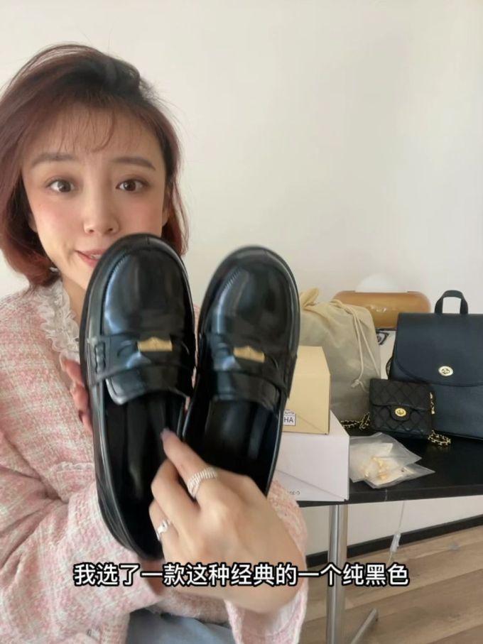 皮革面料 酱黑色 基础拉链 复古 