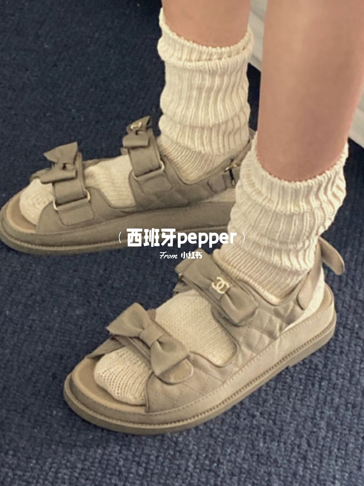 平底 圆头 低帮 魔术贴 深口鞋  - VALI鞋履AI设计主图