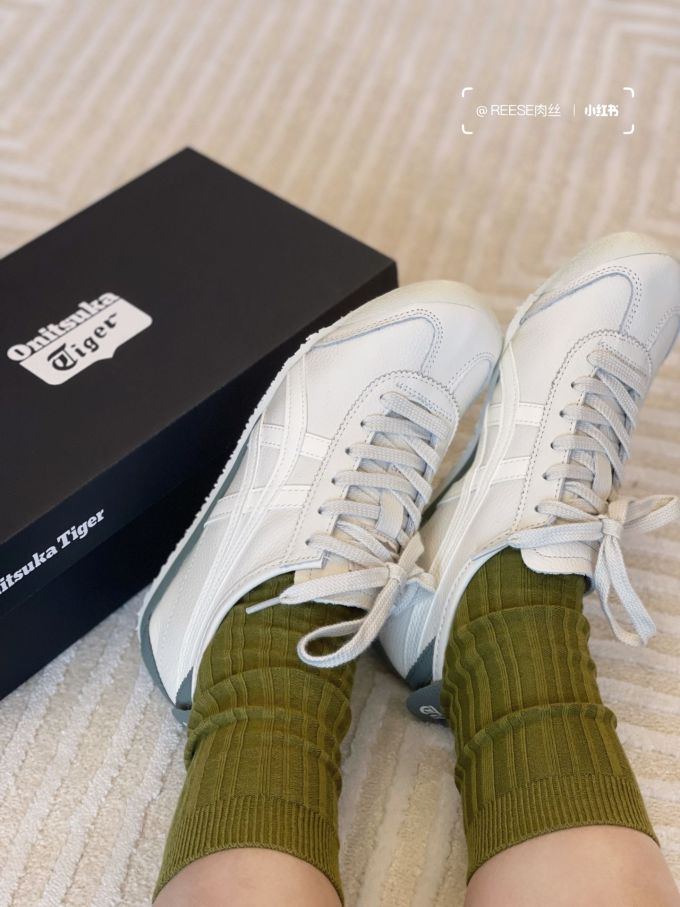 平底 圆头 低帮 系带 深口鞋 皮革 