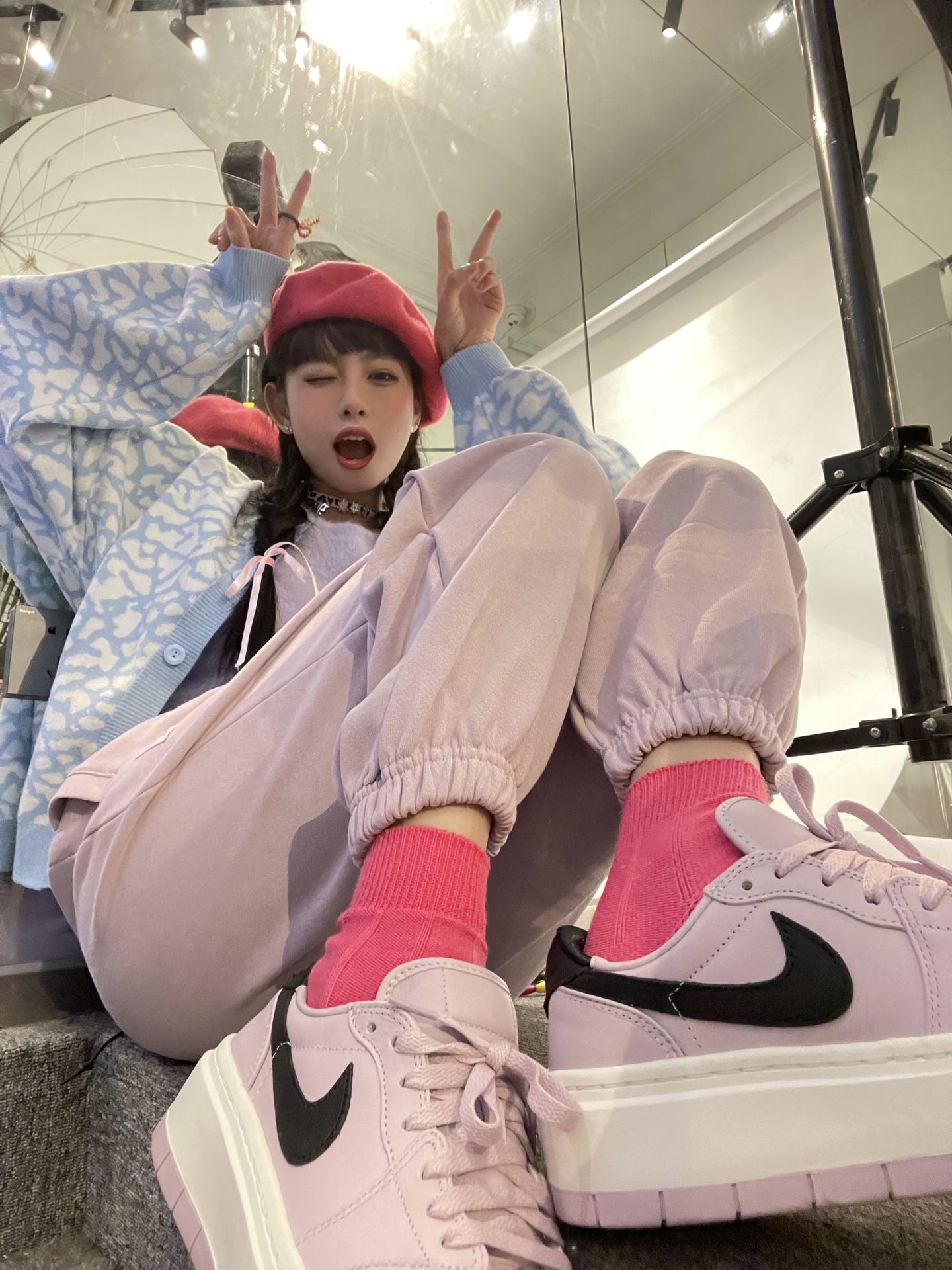 防护功能 抽褶 浅豆沙色 小鹿色 桃粉色 灰泥色  - VALI鞋履AI设计主图