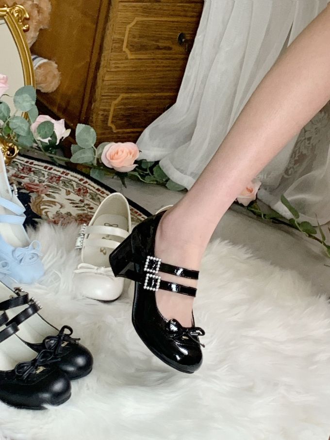 粗跟 高跟 圆头 低帮 袢扣 浅口鞋 皮革 