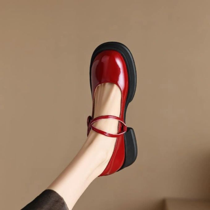 圆头 低帮 中口鞋 皮革 