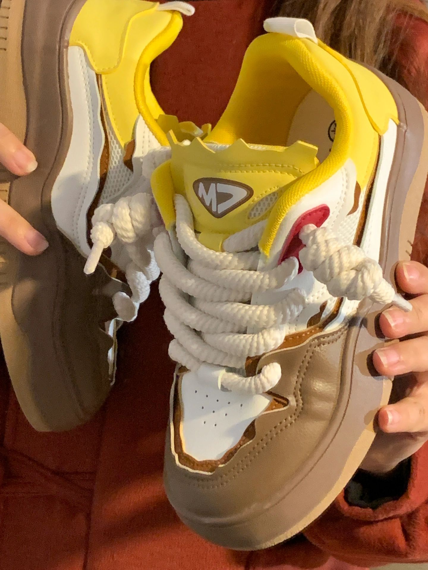 圆头 低帮 系带 深口鞋 皮革  - VALI鞋履AI设计主图