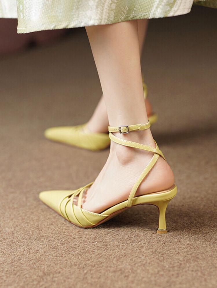 细跟 中跟 尖头 低筒 皮革  - VALI鞋履AI设计主图