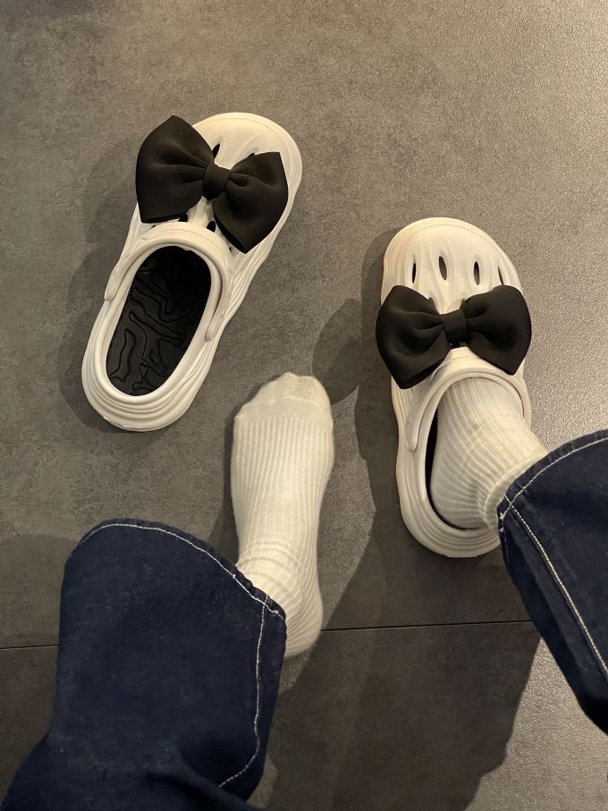 圆头 低帮 魔术贴 深口鞋 皮革 