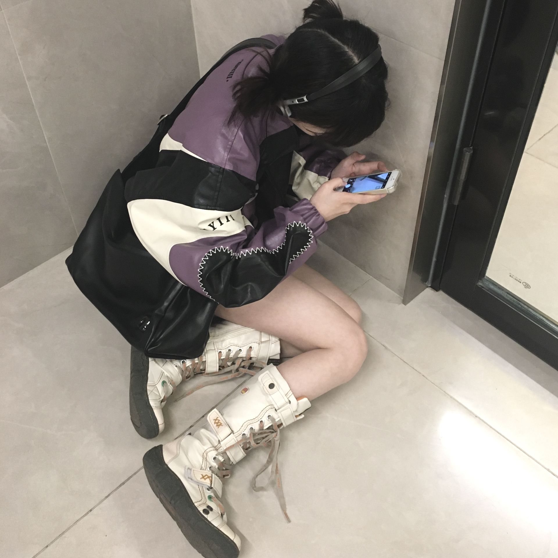 截短型 撞色/渐变 拼接 踢踏舞鞋色 梅子干紫  - VALI鞋履AI设计主图