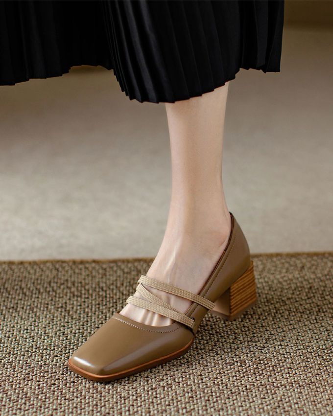 异形跟 中跟 方头 低帮 中口鞋 皮革 